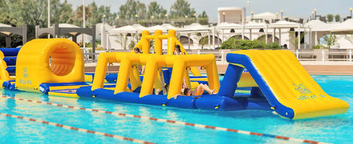 Juego acuático tobogán - Boost-Air - parque / para centro de ocio / inflable