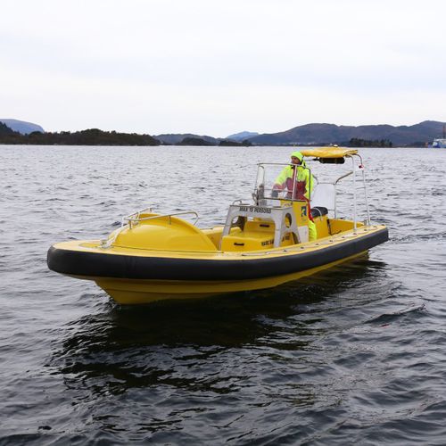 Barco profesional barco de salvamento - 700 FRB - Mare Safety AS - hidrojet intraborda