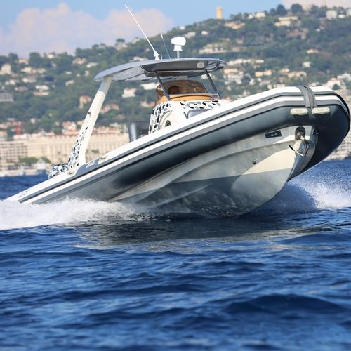 Embarcación neumática fueraborda - W9 II - Wimbi Boats Ltd - semirrígida / con consola central / open