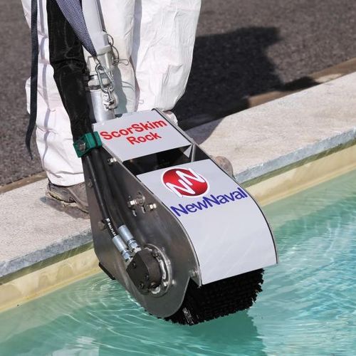 Skimmer de hidrocarburos de cepillo - ScorSkim Rock - New Naval Ltd. - para aguas tranquilas
