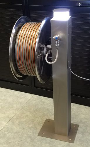 Torreta de suministro de agua - Z10 - ARABEL NV - MARINA INTEGRATED SYSTEMS - para pantalán