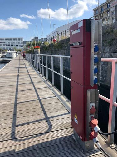 Torreta de suministro eléctrico - K09  - ARABEL NV - MARINA INTEGRATED SYSTEMS - para pantalán / LED
