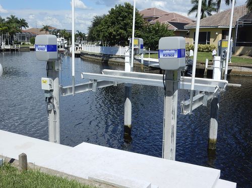 Ascensor de barcos - BEAMLESS - IMM Quality Boat Lifts, Inc. - flotante / de aluminio