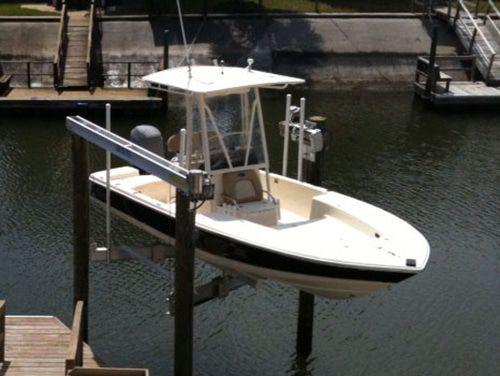 Ascensor de barcos - TRIDENT - IMM Quality Boat Lifts, Inc. - flotante / de aluminio