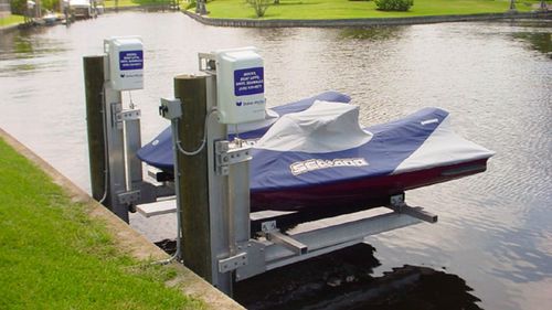 Ascensor para moto acuática - 4500 DUAL PWC  - IMM Quality Boat Lifts, Inc.