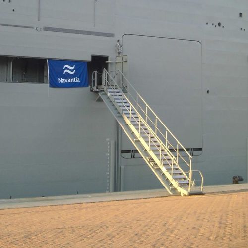Pasarela para buque - AISTER ALUMINIUM SHIPYARD - telescópica / abatible / de aluminio
