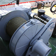 Chigre para buque - DMT MARINE EQUIPMENT SA - para remolcador / de remolcado / con motor hidráulico