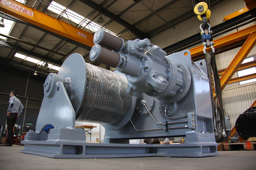Chigre para buque - Air  - DMT MARINE EQUIPMENT SA - de remolcado / motor neumático / con dispositivo devanador