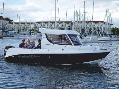 Cabin-cruiser fueraborda - Adventure 660 - Atlantic Marine - casco de planeo / con caseta de timón / de pesca