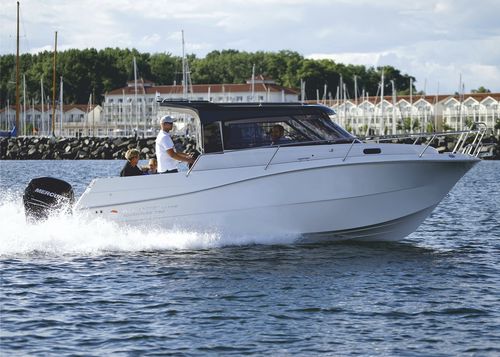 Cabin-cruiser fueraborda - Adventure 780 - Atlantic Marine - casco de planeo / con caseta de timón / de pesca