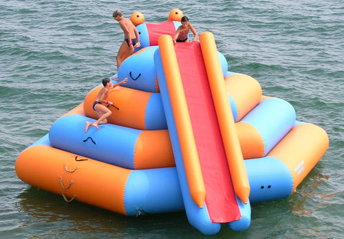 Juego acuático pirámide - Vector Inflatables - para centro de ocio / inflable / flotante
