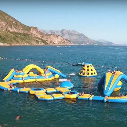 Juego acuático tobogán - Water City - Vector Inflatables - parque / trampolín / boya