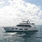 yate a motor de cruceroFly 82Azimut