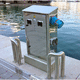 torreta de suministro eléctrico / de suministro de agua / con iluminación integrada / para pantalán