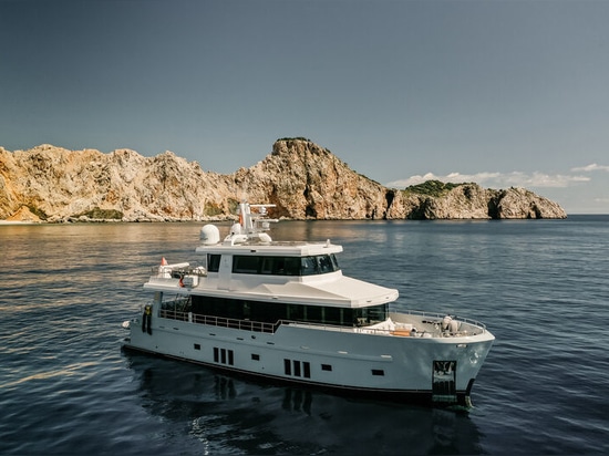 Primer vistazo a bordo del yate Bering B76 Lemanja, de 24 metros de eslora