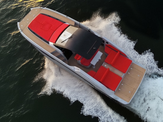 AUREA 30 CABINA - CATAMARAN A MOTOR