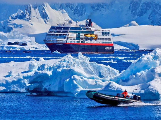 Hurtigruten Blessing - Safari por los fiordos de hielo