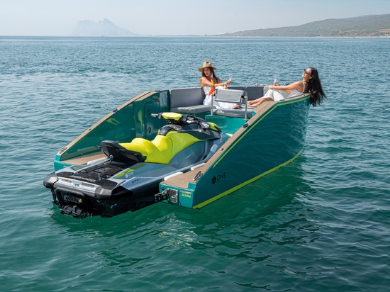 One Water Toys participa en el Valencia Boat Show 2025