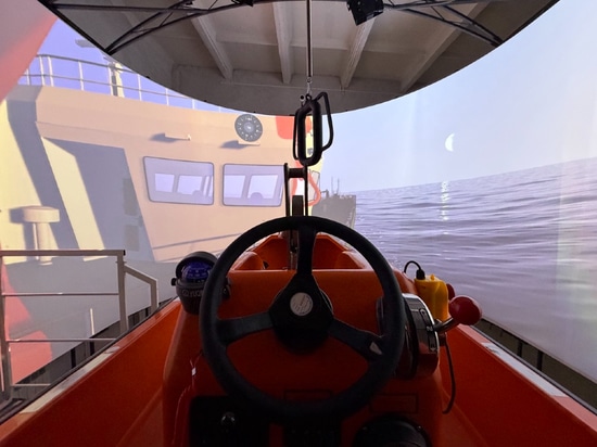 Nuestra empresa ha desarrollado un simulador RB/FRBS-A de rescate/bote de rescate rápido (misión completa, en la plataforma de 6 dof)