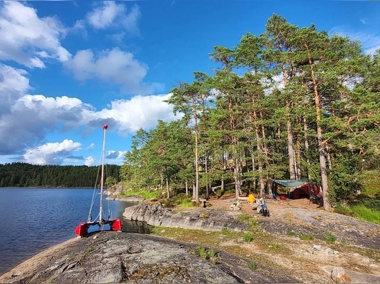 Aventura de varios días en el lago STORA LE de Suecia
