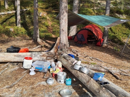Aventura de varios días en el lago STORA LE de Suecia