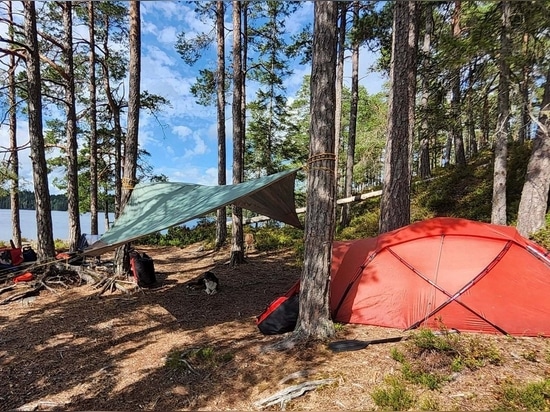Aventura de varios días en el lago STORA LE de Suecia