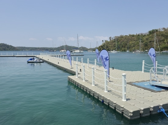 Caso de proyecto en el extranjero: muelle flotante en Filipinas – Calidad reconocida por las autoridades locales