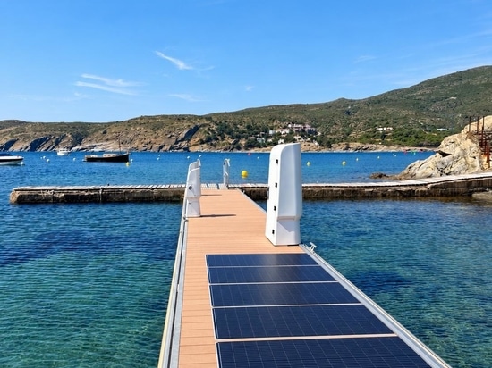 Energía solar, autonomía y gestión inteligente en el pantalan de Cadaqués