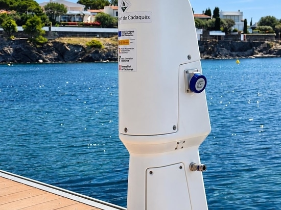 Energía solar, autonomía y gestión inteligente en el pantalan de Cadaqués